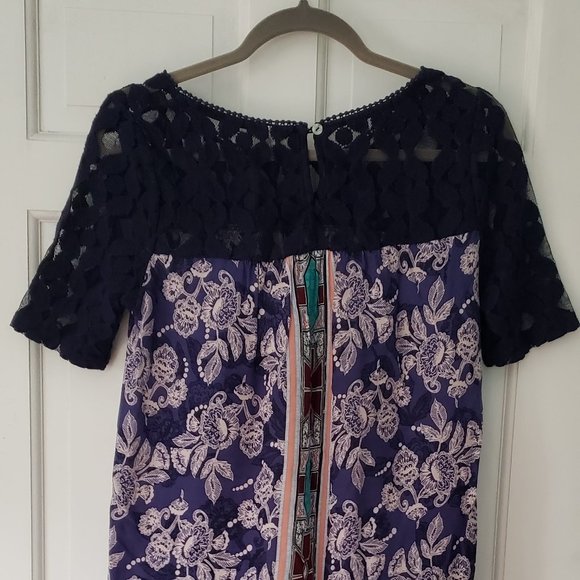 Akemi + Kin Tunic Top - Picture 3 of 7